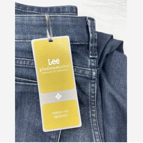 Lee Skinny Stretch Jeans 16M Medium Wash NWT Mid Rise Denim Pants - Picture 9 of 9